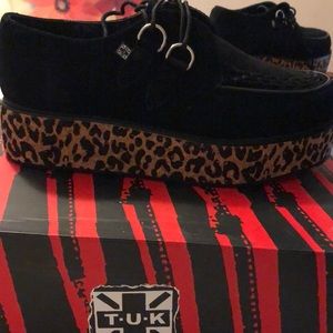 Brand new leopard cork creepers